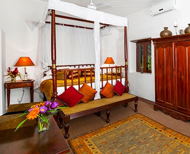Cornelian (Deluxe Rooms) - Kandy House - Sri Lanka In Style
